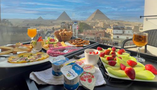 Triple Room with Balcony and Pyramids View