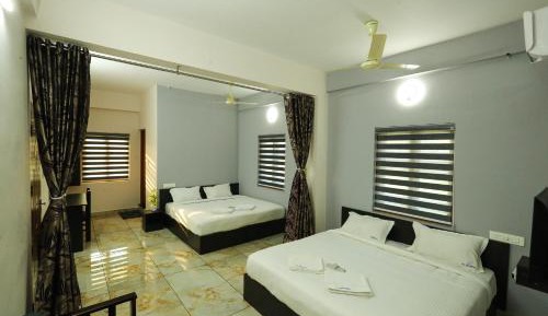 Large Double or Twin Room