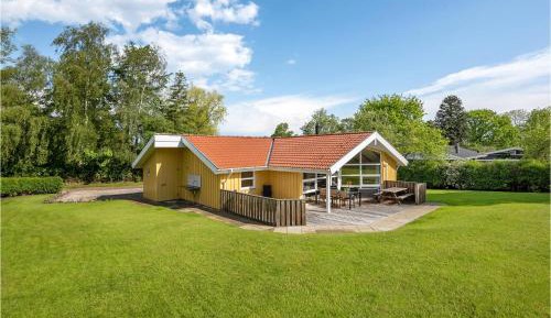 Four-Bedroom Holiday Home