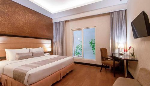 Deluxe Suite