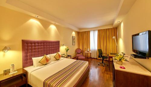 Club Room with Bathtub & 10% discount on Food & Beverages 