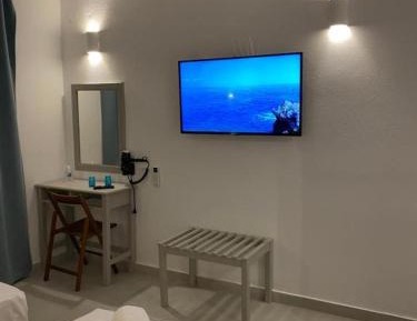 Studio (1 Adult)