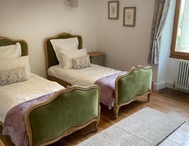 Twin Room with Private Bathroom