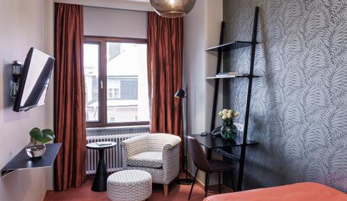 Compact Single Room