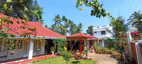 Deluxe Double Room with Extra Bed