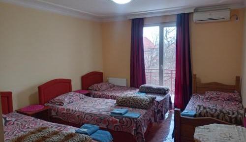 Economy Quadruple Room