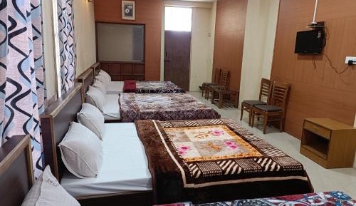 4-Bed Mixed Dormitory Room