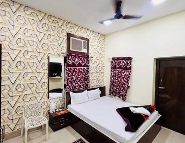 Basic Triple Room