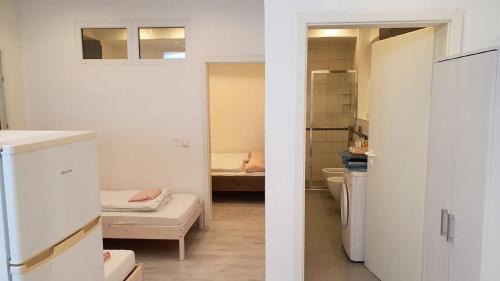 Apartment with Shower