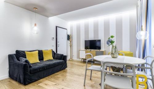 One-Bedroom Apartment - Via Alessandro Tadino 2