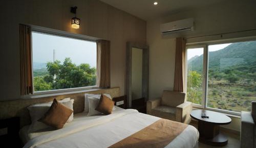 King Room with Garden View