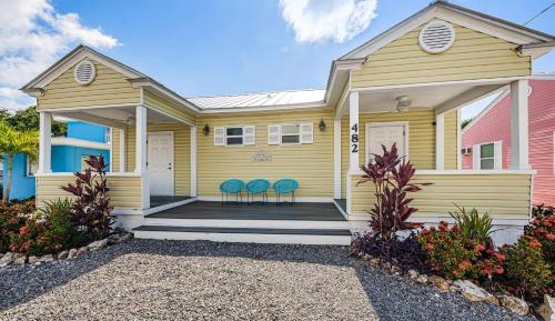 Three-Bedroom Holiday Home 