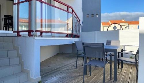 Apartment (4 Adults)