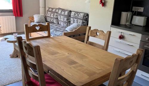 Apartment (6 Adults)