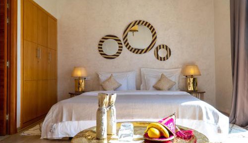Suite with Pool View