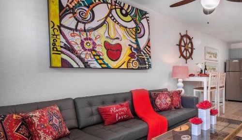 Two-Bedroom Apartment with City View