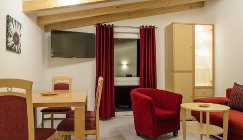 Apartment - Split Level