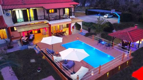 Villa - Beach Front