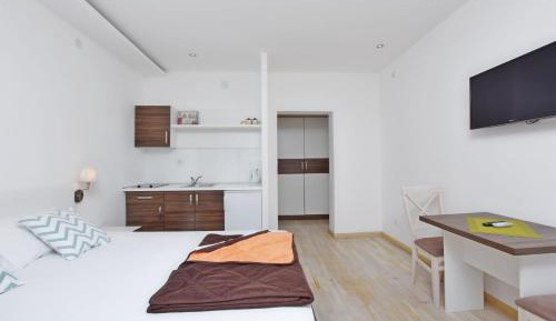 Standard Studio - Second Floor