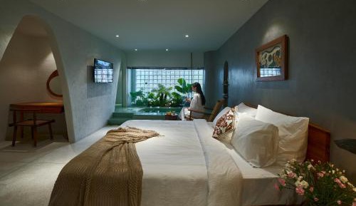 Deluxe Double Room with Bath