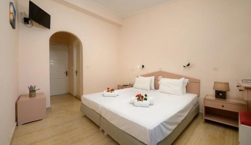 Double or Twin Room with Sea View