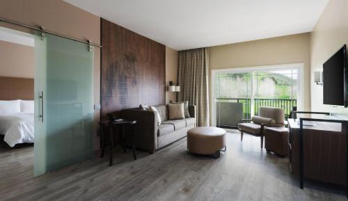 King Suite with Sofa Bed