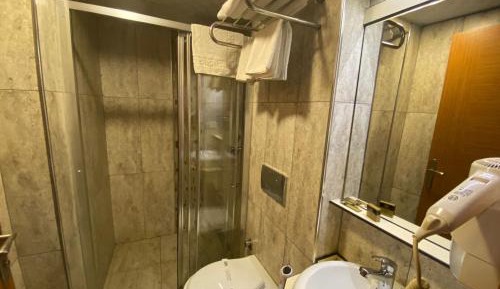 Budget Single Room