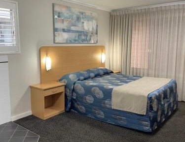 Deluxe Spa Room