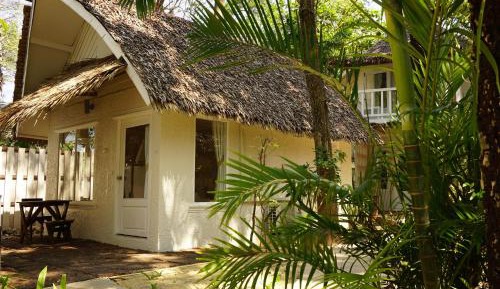 Bungalow with Garden View