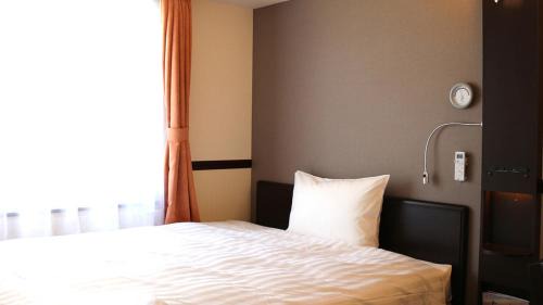 Standard Single Room - Smoking