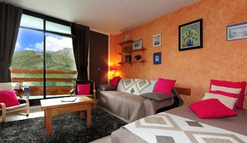 Apartment (5 Adults)
