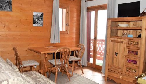 Apartment (4 Adults)