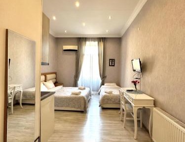 Triple Room with Balcony