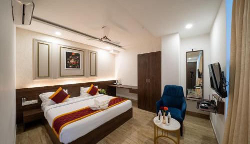 Deluxe Double or Twin Room