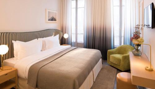 Deluxe Room with Balcony