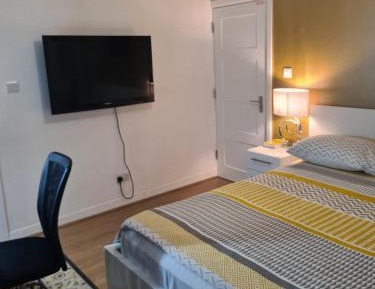 Double Room with Shared Bathroom