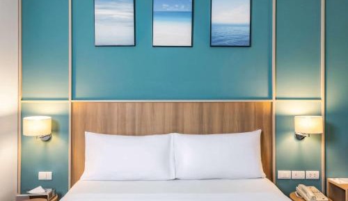 Standard Double Room - City Side