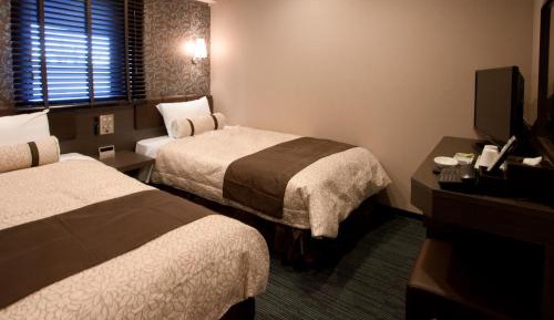 Twin Room (2 Adult) - Non-Smoking