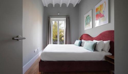 2 Bedroom Apartment with Balcony