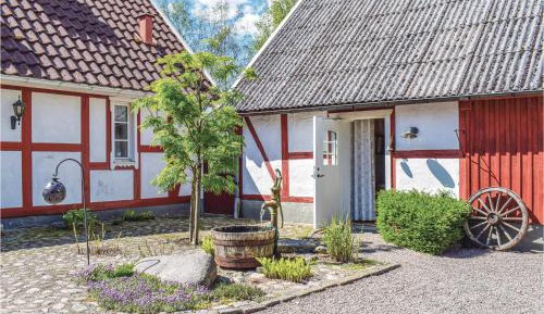 One-Bedroom Holiday Home