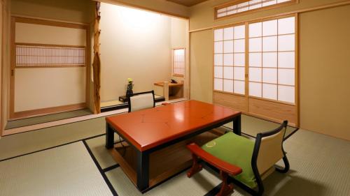 Deluxe Japanese-Style Room with Open-Air Bath 