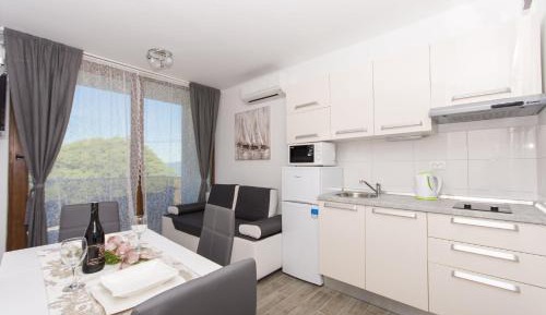 One-Bedroom Apartment - First Floor