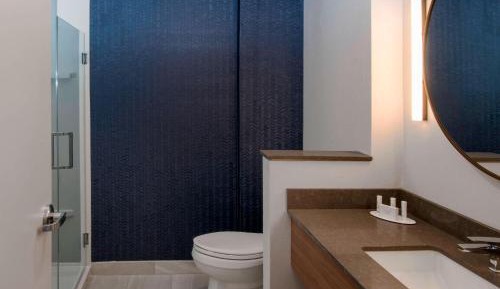 Extended King Suite 