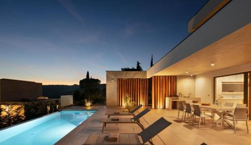 Villa with Sea View