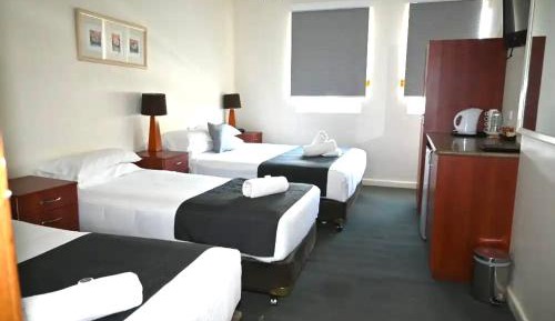 Classic Quadruple Room
