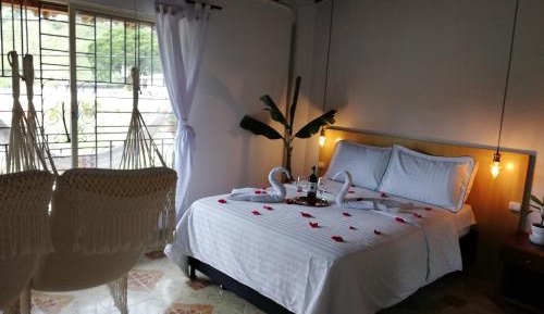 Deluxe Double Room with Bath