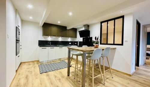 Deluxe Apartment
