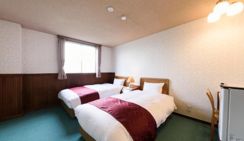 Economy Triple Room