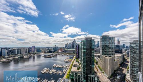 Sky High Two-Bedroom Two Bathroom Apartment with Stadium & Harbor Views
