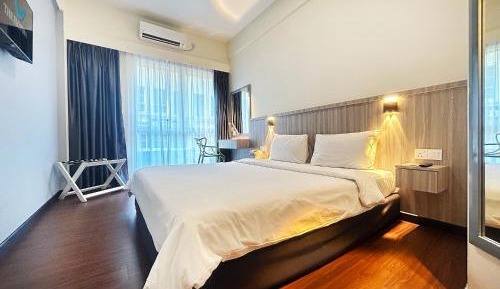 Standard King Room